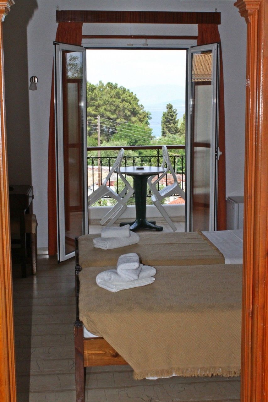 Hotel Tina Limni  Pokoj fotografie